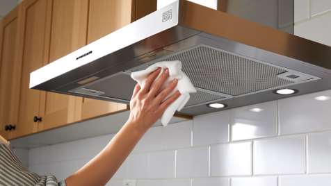 告別油漬煩惱！側(cè)吸式油煙機(jī)清洗攻略大公開(kāi)